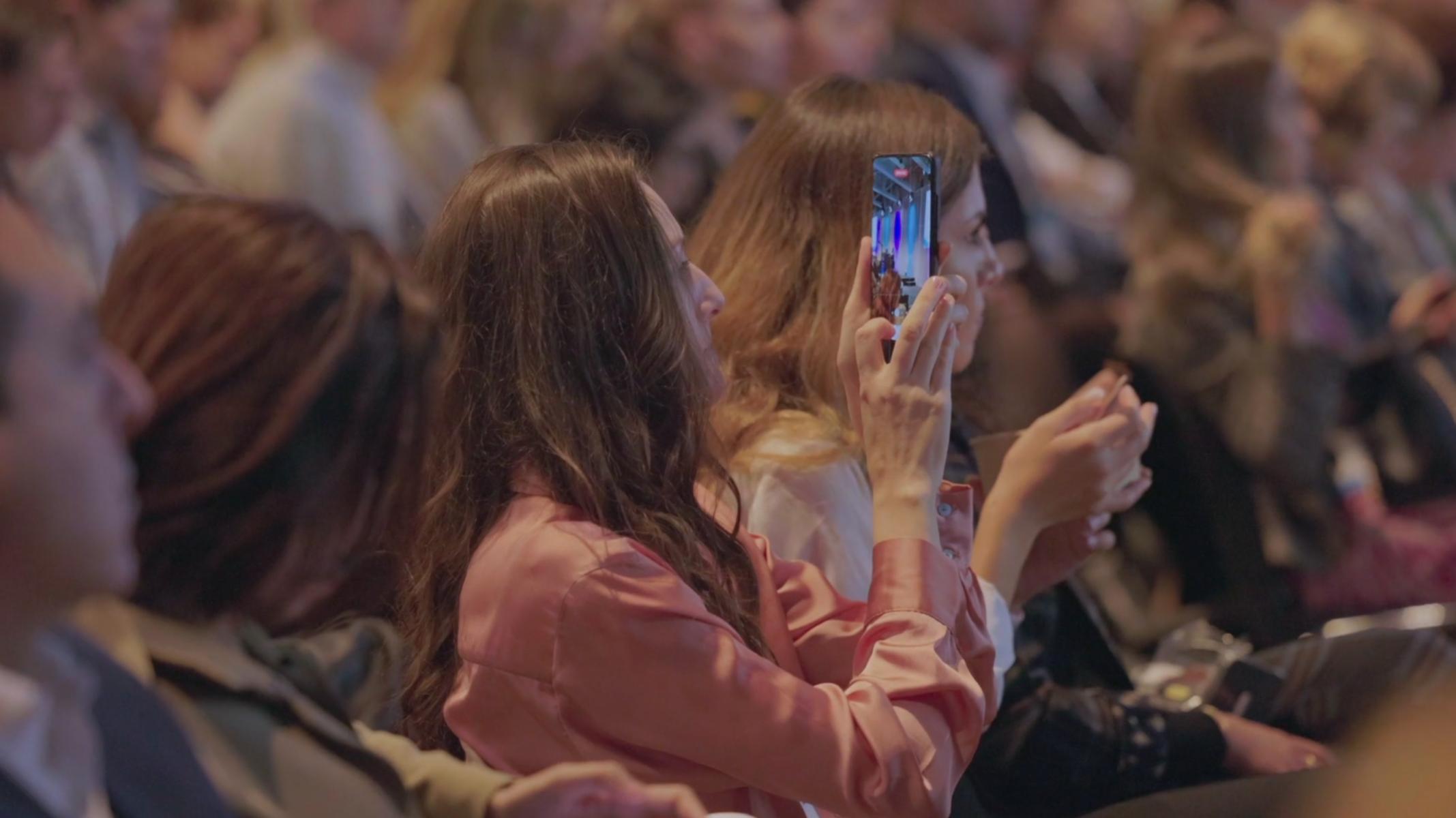 Screenshot vidéo corporate La Roche Posay Congrès EADV
